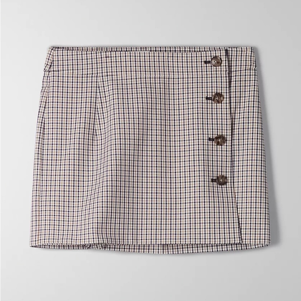COPY - Aritzia’s Sunday best plaid skort